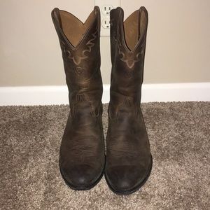Ariat cowboy boots